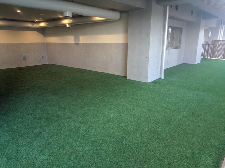屋内型ドッグラン